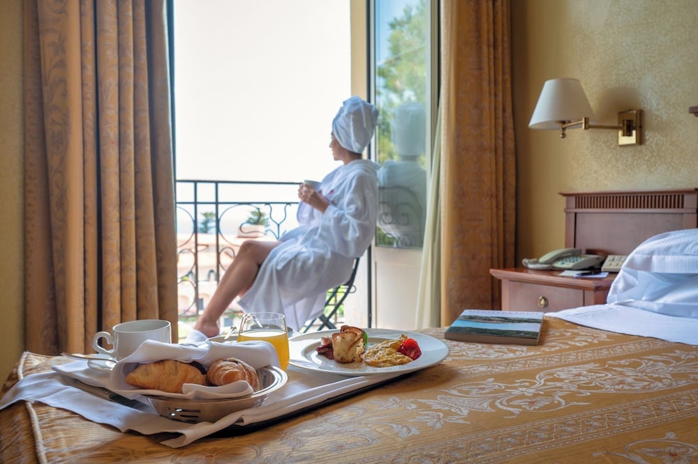 Excelsior Palace Hotel — Hotel rooms in Taormina, Sicily
