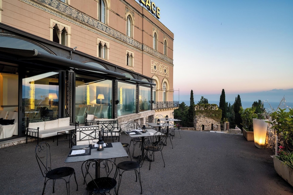 Excelsior Palace Hotel — Restaurant & bars in Taormina, Sicily