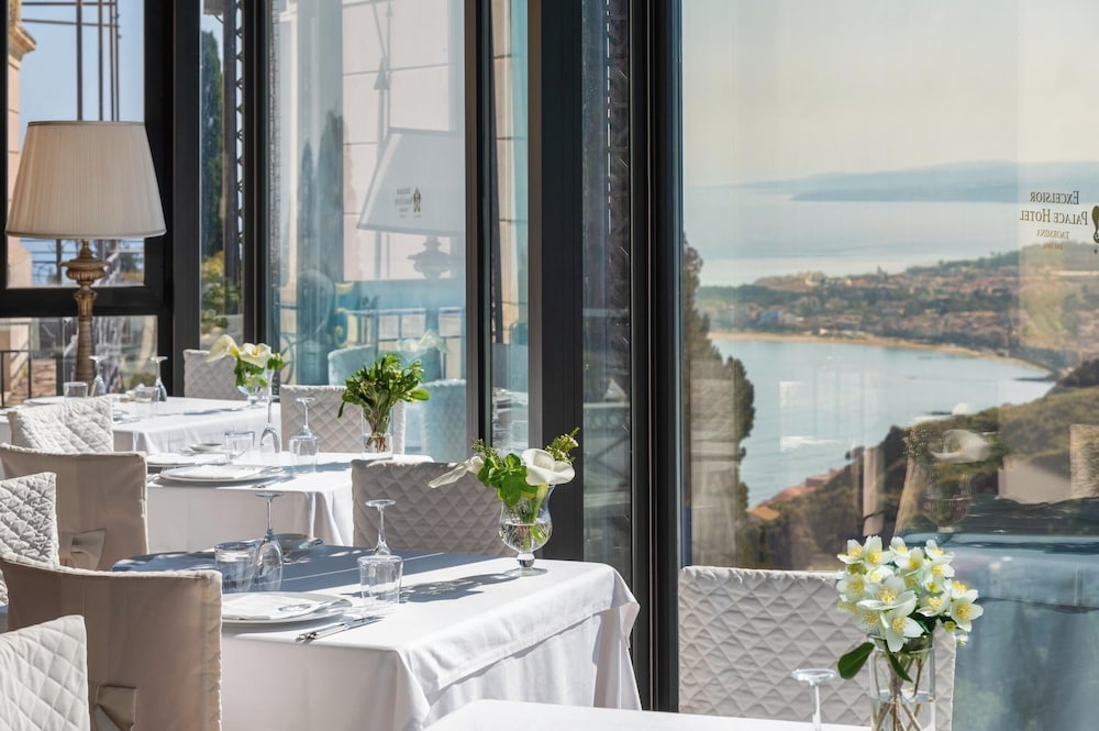 Excelsior Palace Hotel — Restaurant & bars in Taormina, Sicily