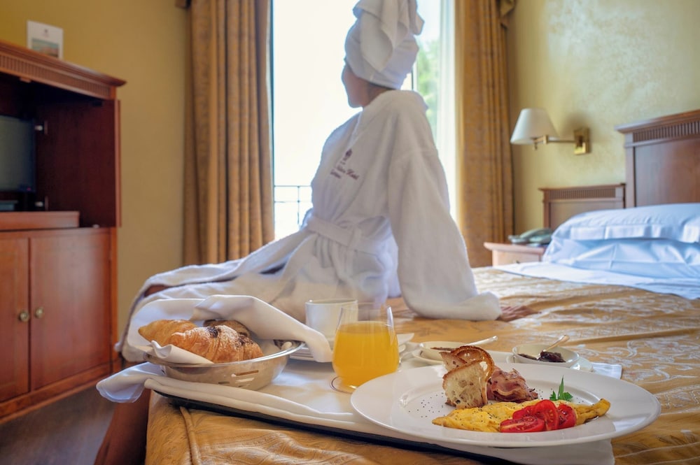 Excelsior Palace Hotel — Hotel rooms in Taormina, Sicily