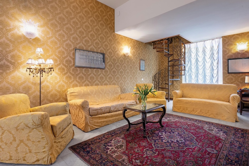 Excelsior Palace Hotel — Hotel rooms in Taormina, Sicily