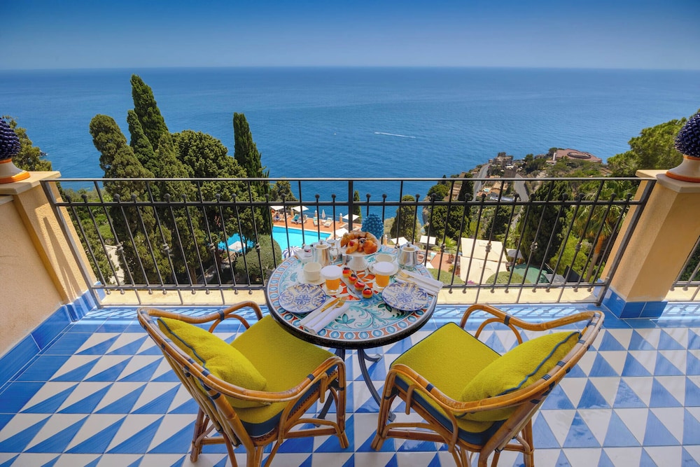 Grand Hotel San Pietro Taormina - Preferred Hotels & Resorts — Hotel rooms in Taormina, Sicily