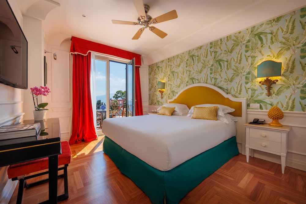 Grand Hotel San Pietro Taormina - Preferred Hotels & Resorts — Hotel rooms in Taormina, Sicily