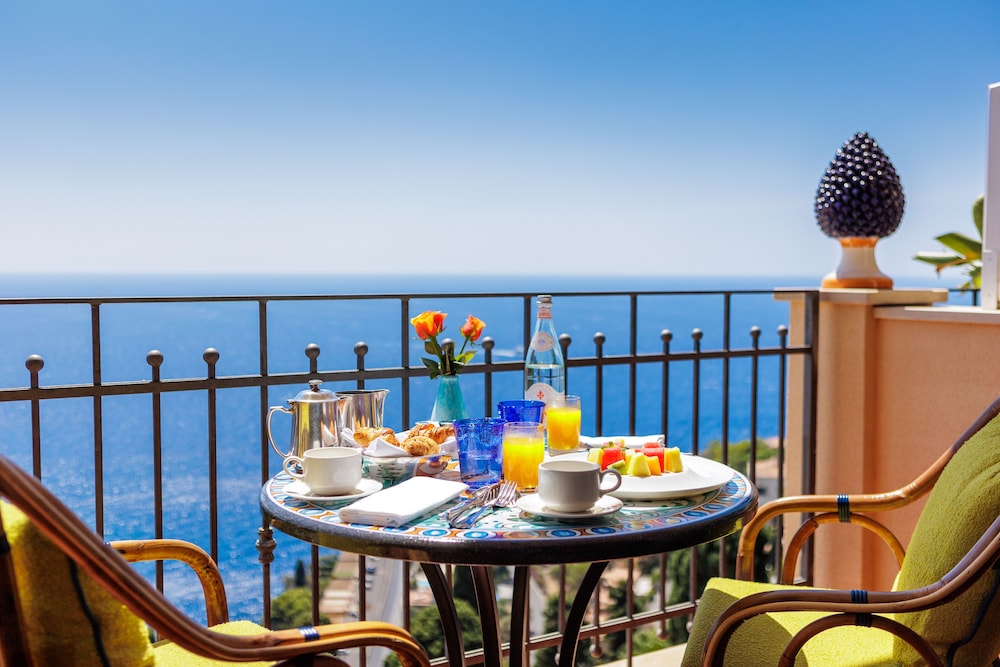 Grand Hotel San Pietro Taormina - Preferred Hotels & Resorts — Hotel rooms in Taormina, Sicily