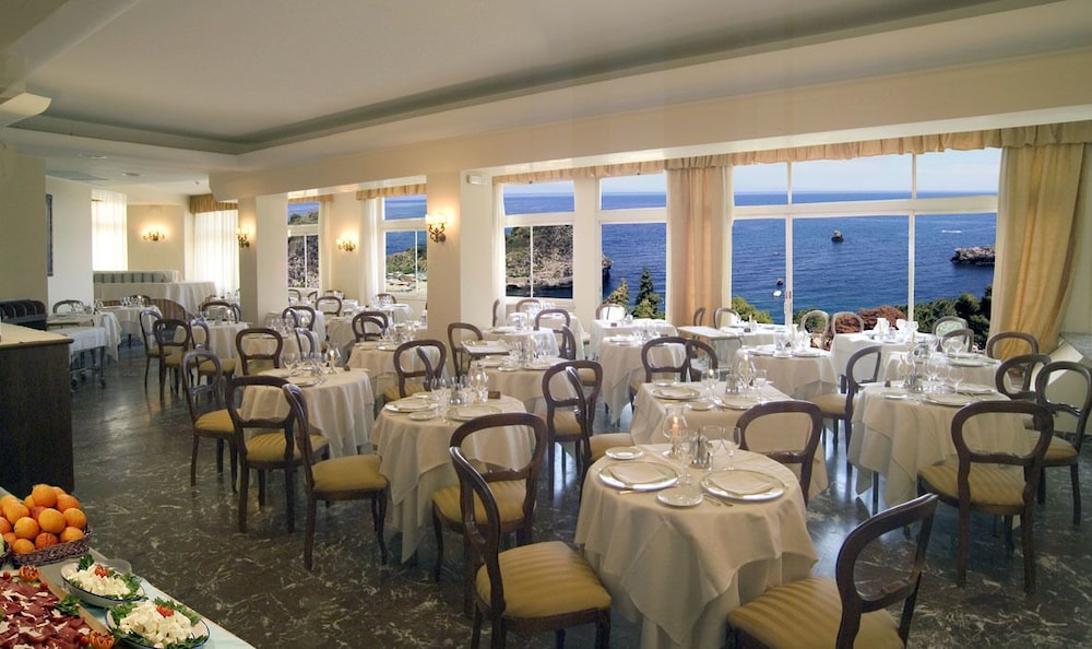 Hotel Villa Bianca — Restaurant & bars in Taormina, Sicily