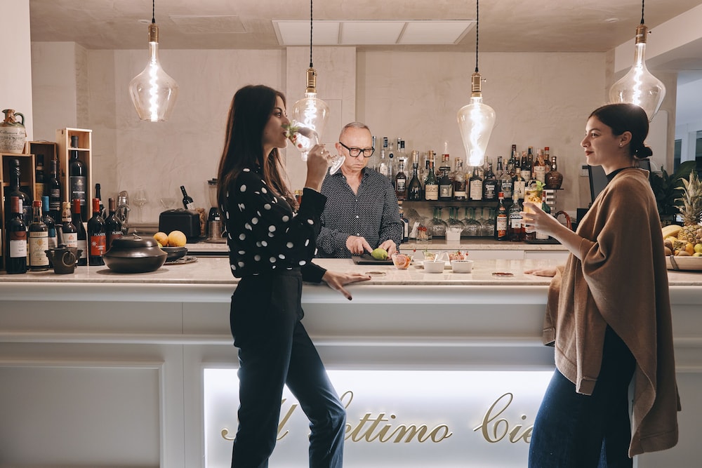 Hotel Villa Paradiso — Restaurant & bars in Taormina, Sicily