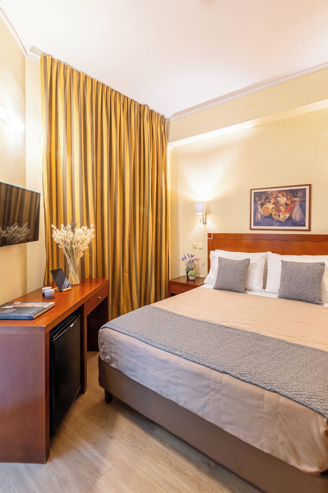 Marina Hotel Athens — Hotel rooms in Athens, Attica