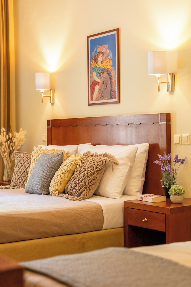 Marina Hotel Athens — Hotel rooms in Athens, Attica