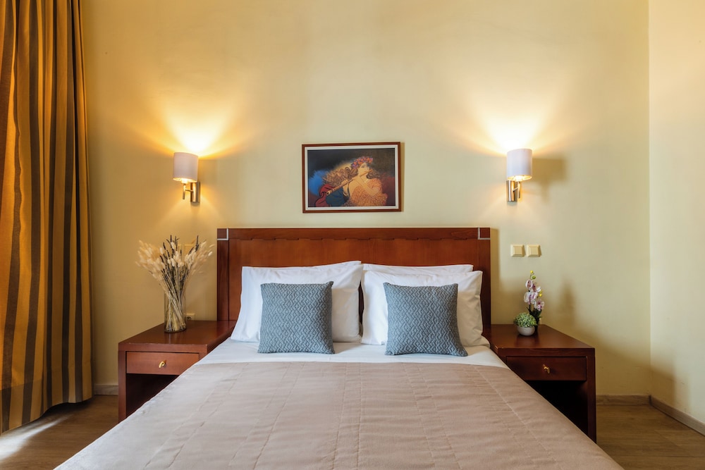 Marina Hotel Athens — Hotel rooms in Athens, Attica