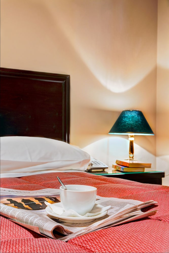 Nicola Hotel — Hotel rooms in Athens, Attica