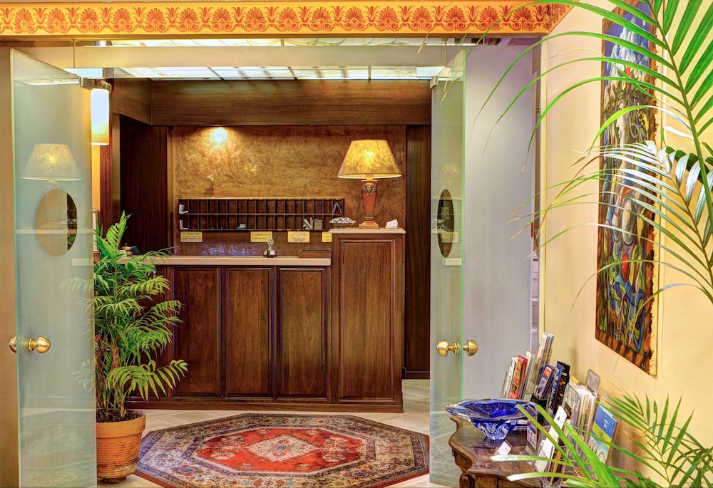 Nicola Hotel — Hotel building in Athens, Attica