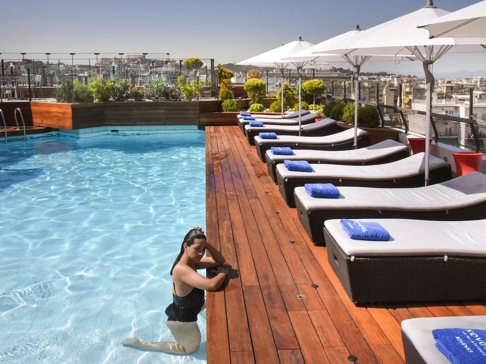 Novotel Athenes — Swimming pool in Athens, Attica