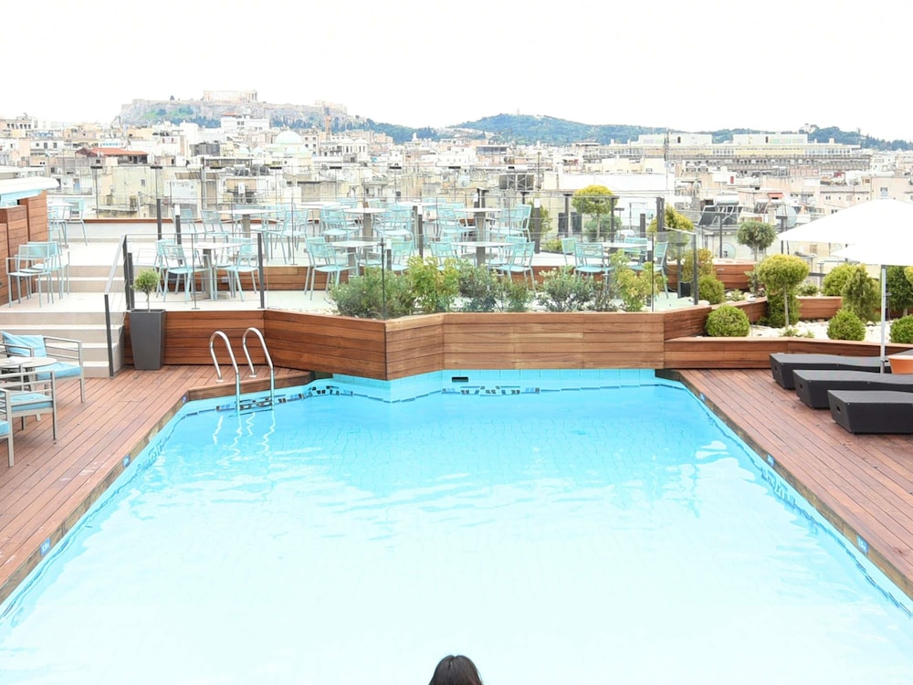 Novotel Athenes — Swimming pool in Athens, Attica