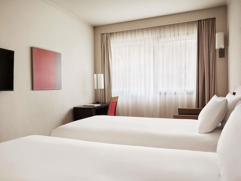 Novotel Athenes — Hotel rooms in Athens, Attica