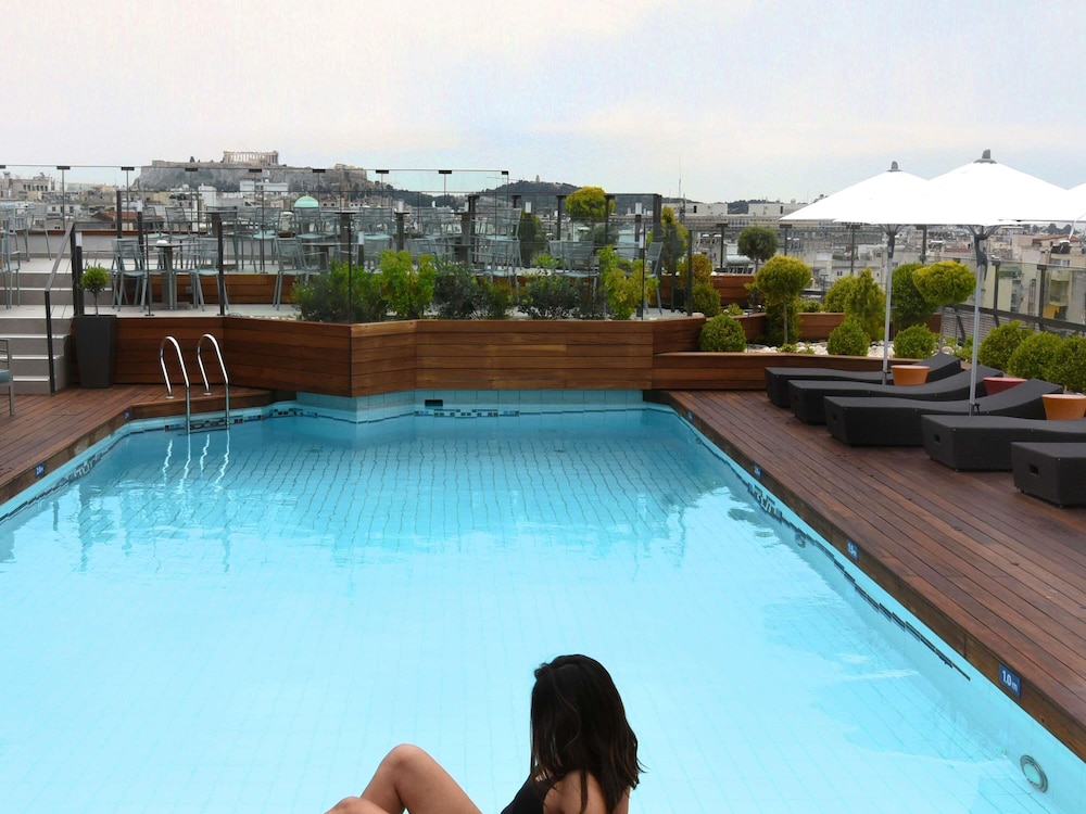 Novotel Athenes — Swimming pool in Athens, Attica