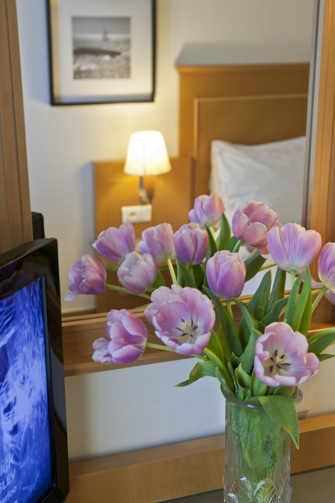 Plaka Hotel — Hotel rooms in Athens, Attica