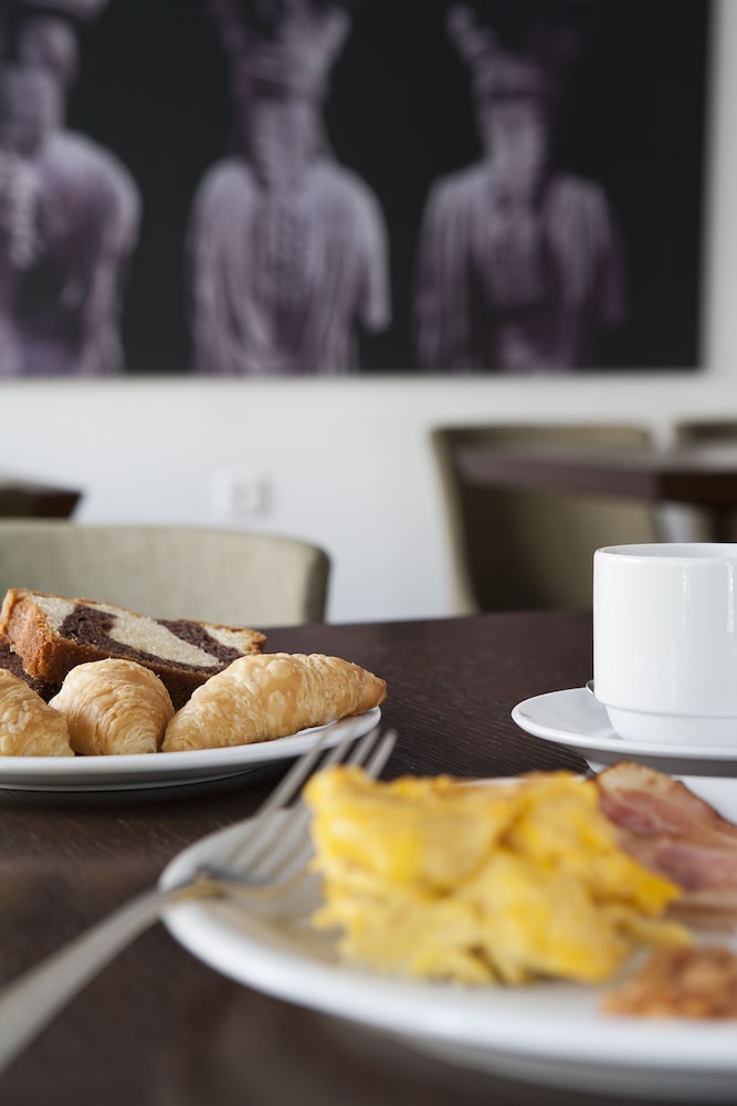 Plaka Hotel — Restaurant & bars in Athens, Attica