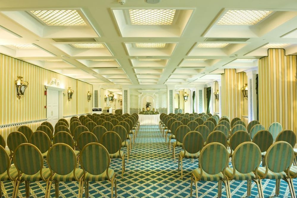Royal Olympic Hotel — Hotel building in Athens, Attica