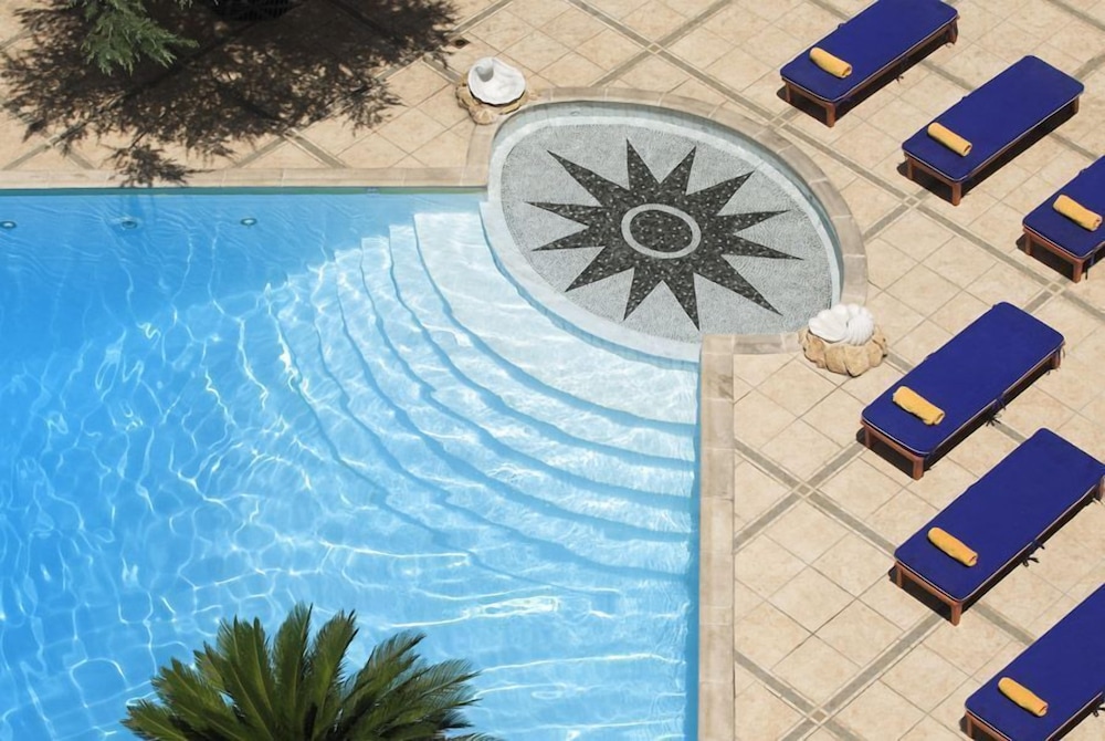Royal Olympic Hotel — Swimming pool in Athens, Attica
