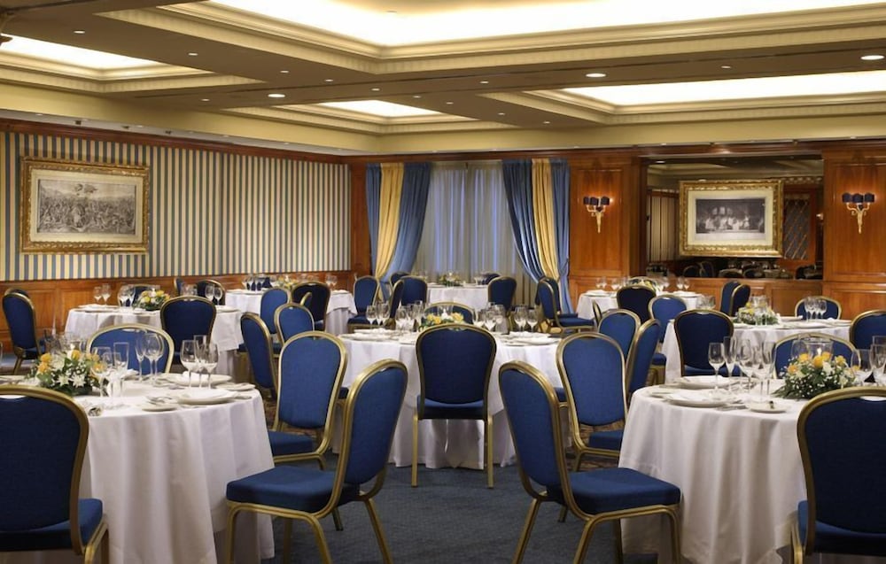 Royal Olympic Hotel — Hotel building in Athens, Attica