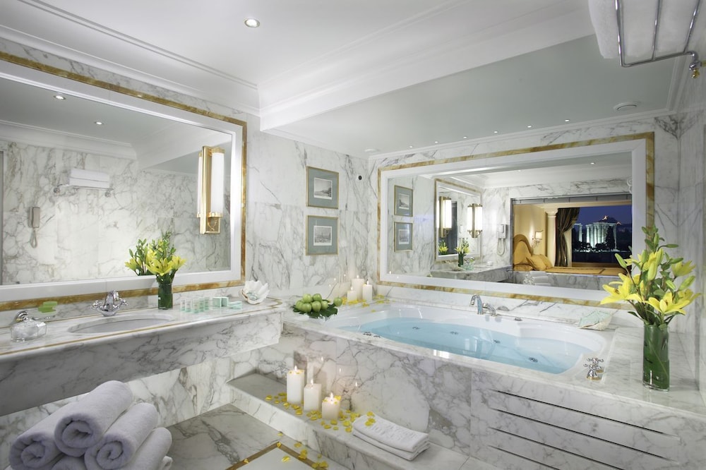 Royal Olympic Hotel — Hotel rooms in Athens, Attica