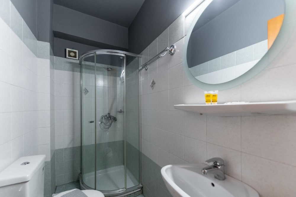 Stalis Hotel — Hotel rooms in Athens, Attica