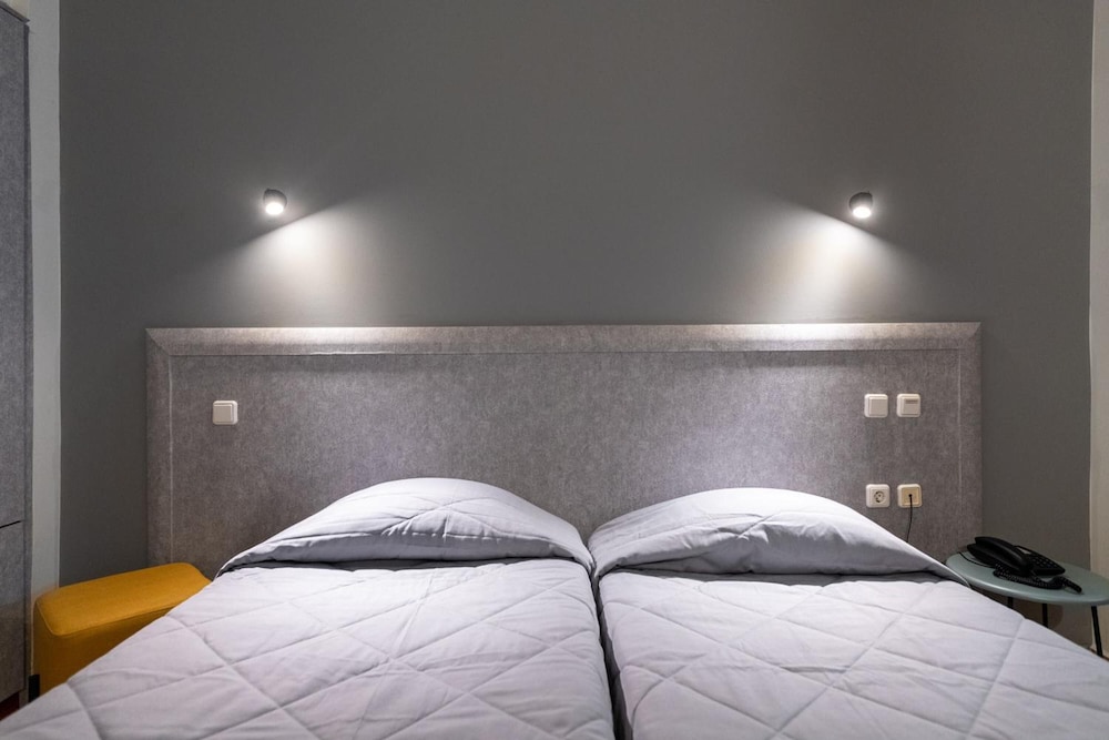 Stalis Hotel — Hotel rooms in Athens, Attica