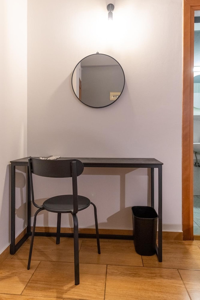 Stalis Hotel — Hotel rooms in Athens, Attica