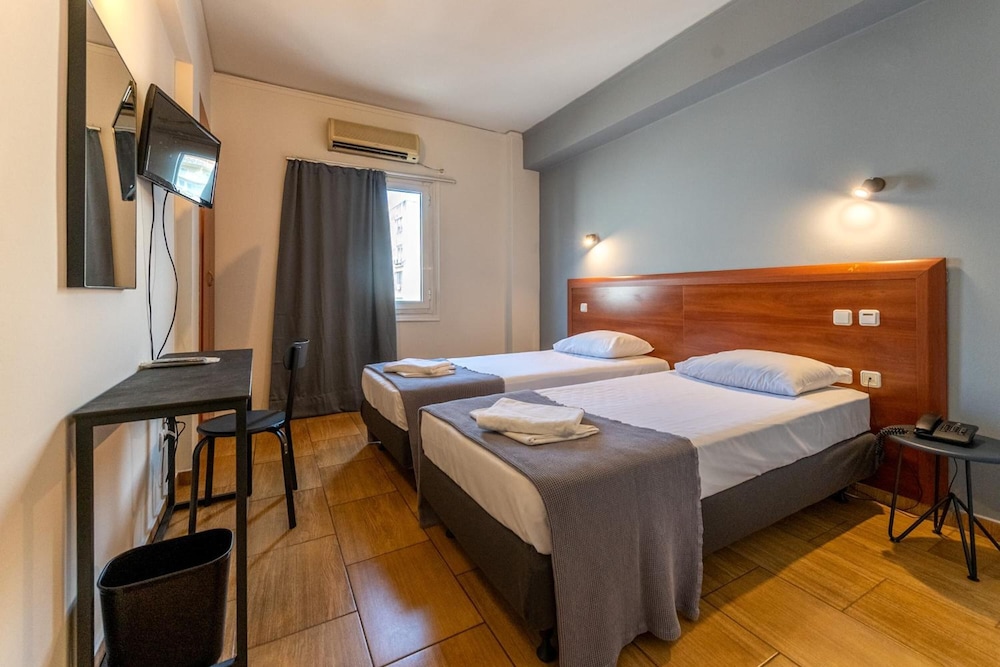 Stalis Hotel — Hotel rooms in Athens, Attica