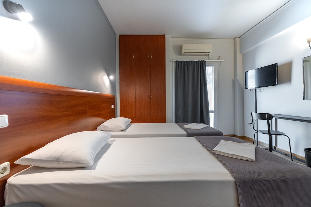Stalis Hotel — Hotel rooms in Athens, Attica