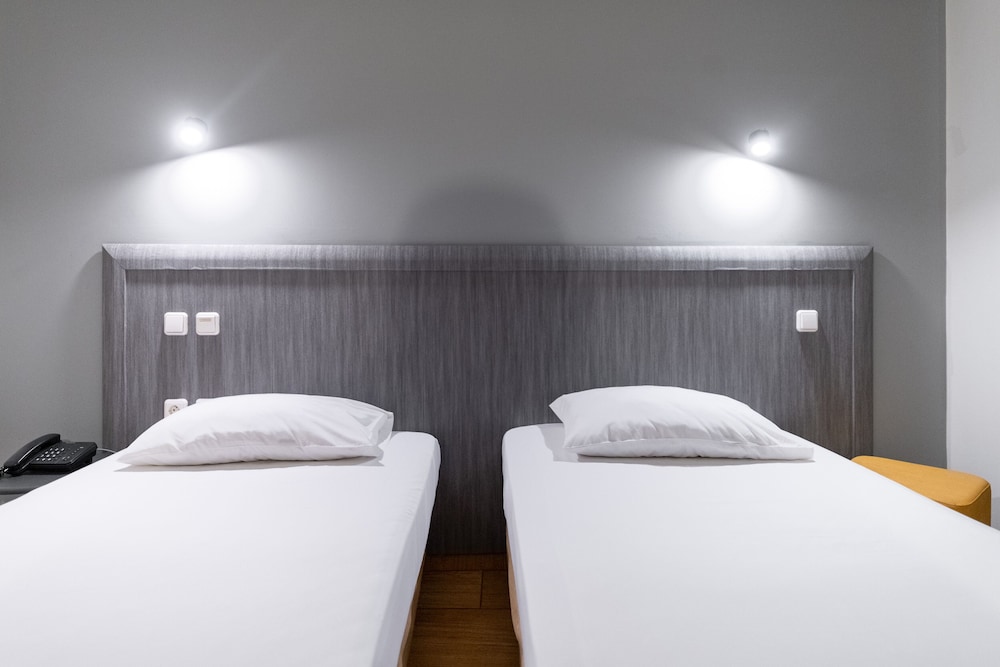 Stalis Hotel — Hotel rooms in Athens, Attica