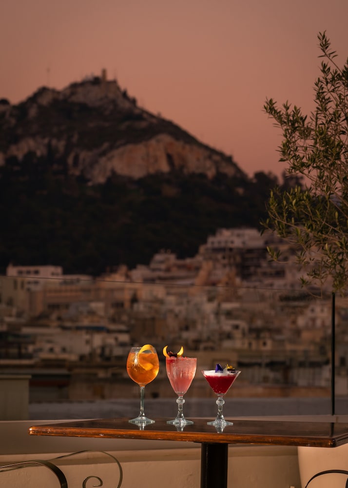 Titania Hotel — Restaurant & bars in Athens, Attica