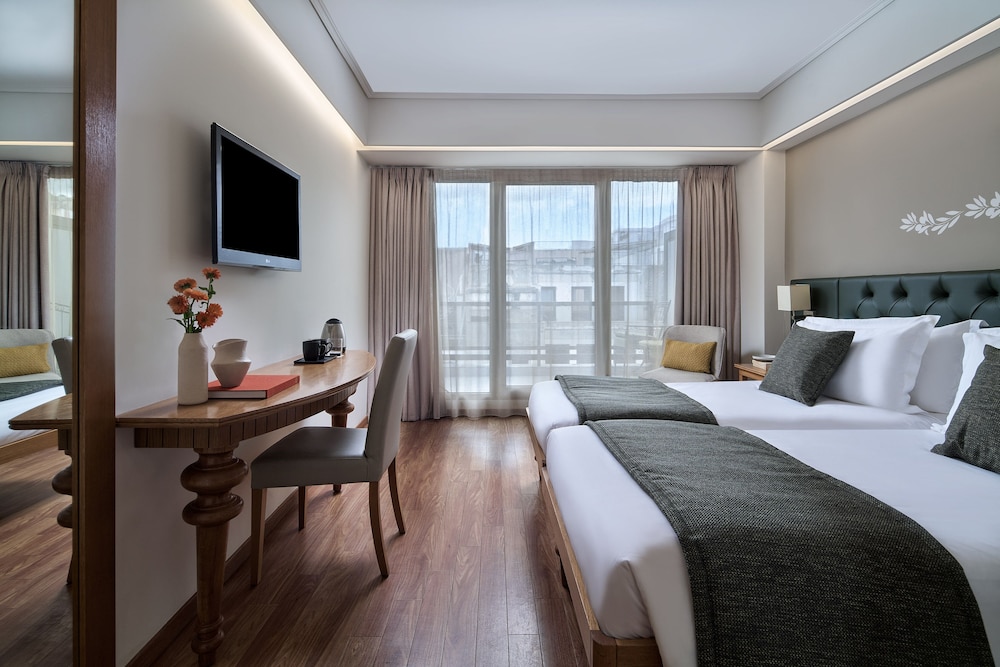 Titania Hotel — Hotel rooms in Athens, Attica