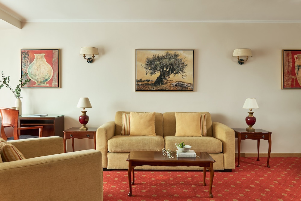 Titania Hotel — Hotel rooms in Athens, Attica