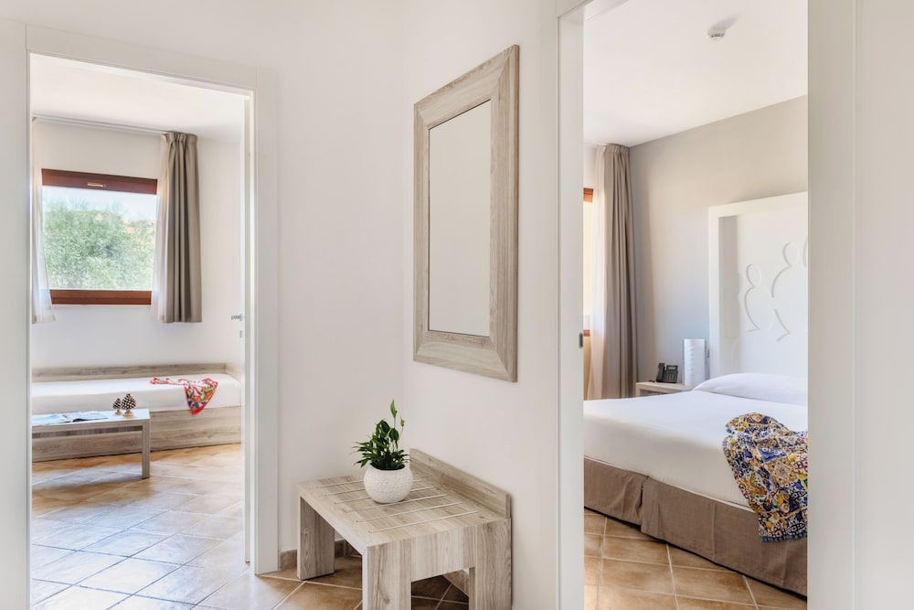 VOI Arenella Resort — Hotel rooms in Ognina, Sicily