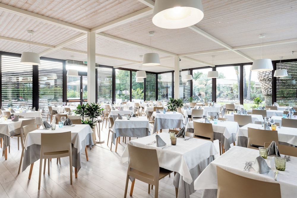 VOI Arenella Resort — Restaurant & bars in Ognina, Sicily