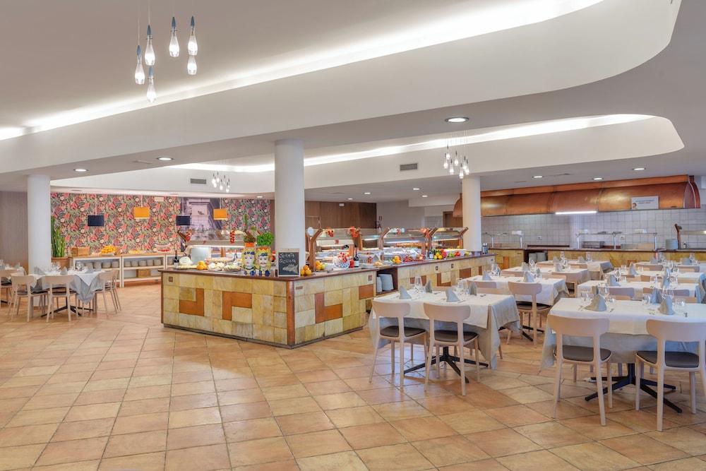 VOI Arenella Resort — Restaurant & bars in Ognina, Sicily
