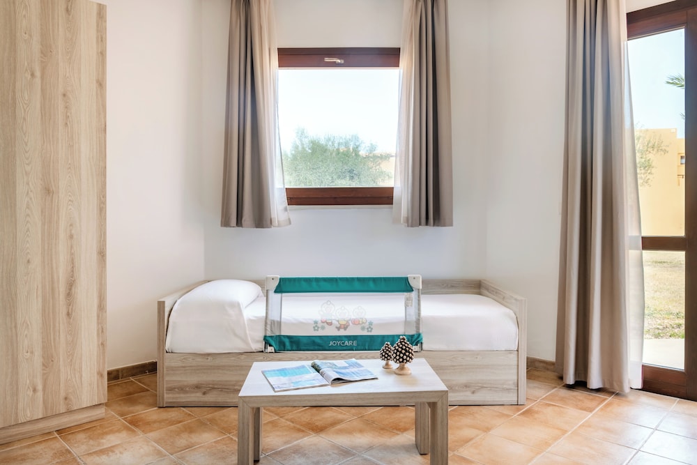 VOI Arenella Resort — Hotel rooms in Ognina, Sicily