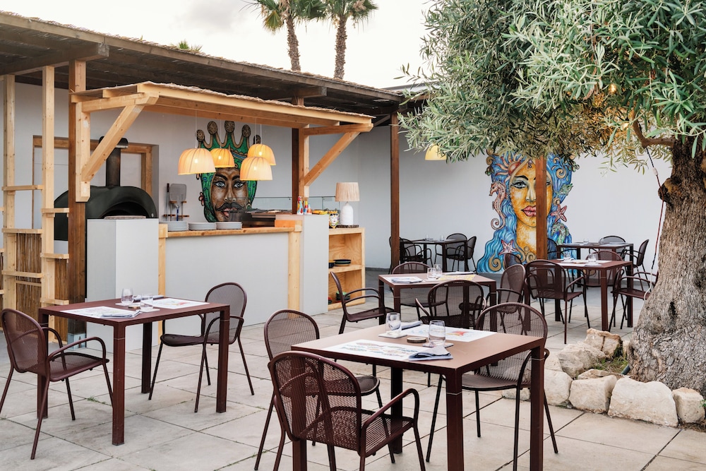 VOI Arenella Resort — Restaurant & bars in Ognina, Sicily