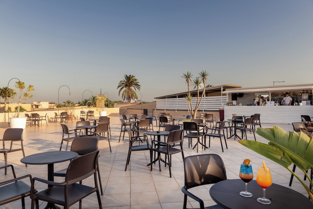 VOI Arenella Resort — Restaurant & bars in Ognina, Sicily