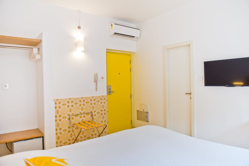 Bloom Hotel – Calangute — Hotel rooms in Calangute, Goa