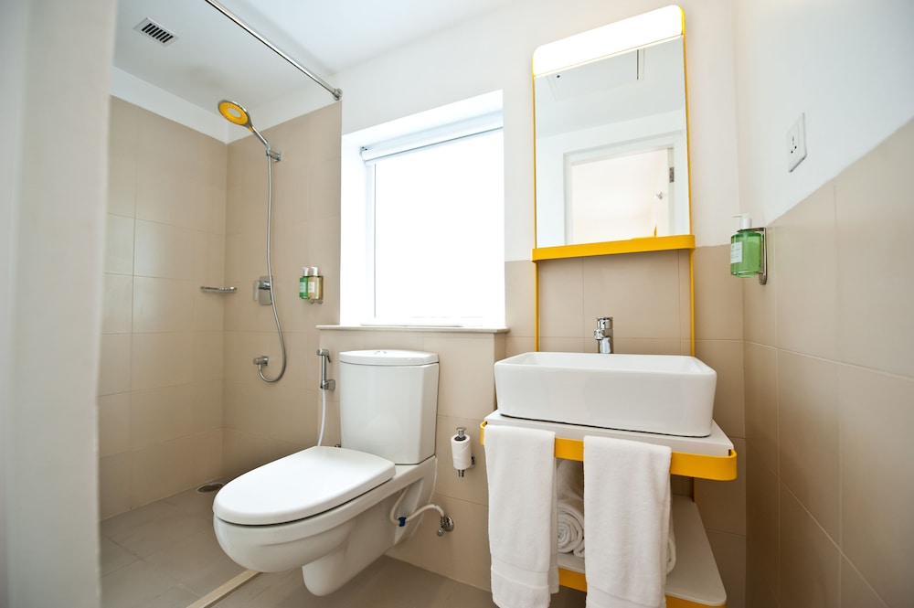 Bloom Hotel – Calangute — Hotel rooms in Calangute, Goa