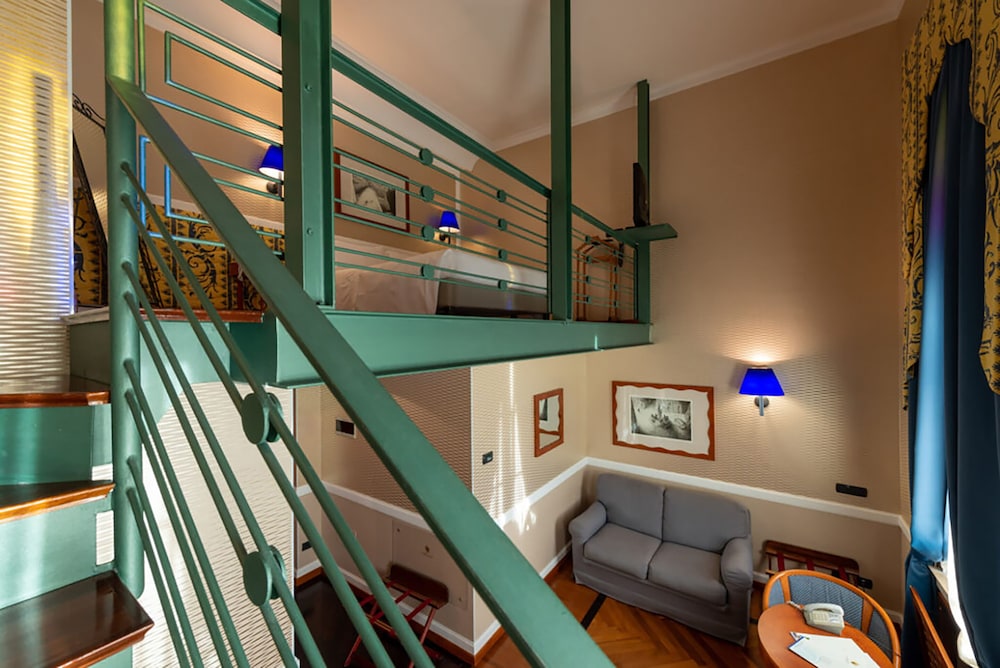 Grand Hotel Ortigia Siracusa — Hotel rooms in Siracusa, Sicily