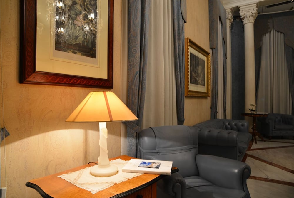 Grand Hotel Ortigia Siracusa — Hotel rooms in Siracusa, Sicily