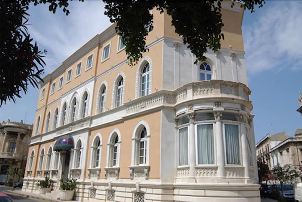 Grand Hotel Ortigia Siracusa — Hotel building in Siracusa, Sicily