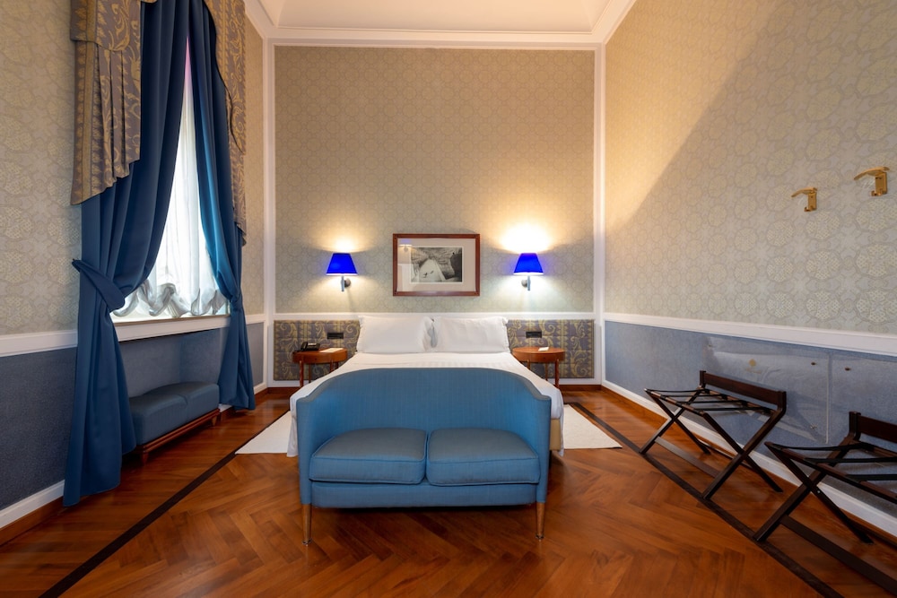 Grand Hotel Ortigia Siracusa — Hotel rooms in Siracusa, Sicily