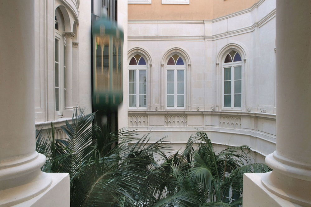 Grand Hotel Ortigia Siracusa — Hotel building in Siracusa, Sicily