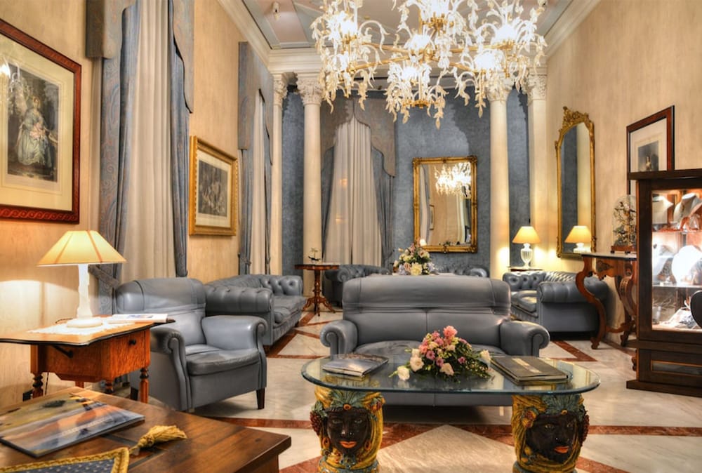 Grand Hotel Ortigia Siracusa — Hotel building in Siracusa, Sicily