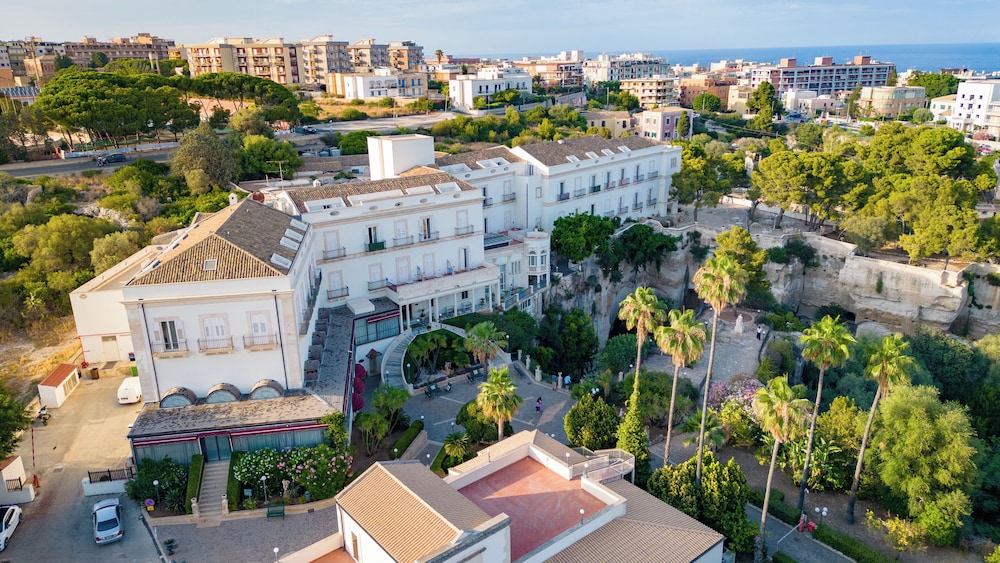 Grand Hotel Villa Politi — Siracusa, Sicily