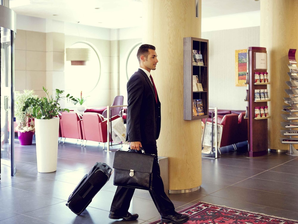 Mercure Siracusa Prometeo — Hotel building in Siracusa, Sicily